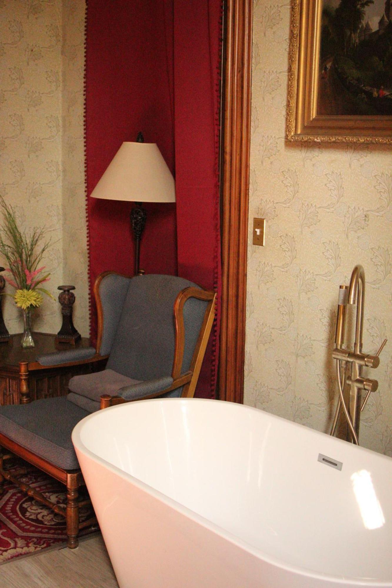 Henderson Castle Inn Kalamazoo Room photo